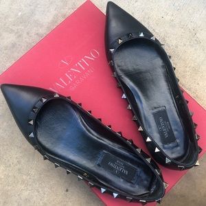 VALENTINO GARAVANI Rockstud Flats Size 38 🖤EXCELLENT PRELOVED CONDITION🖤 Black